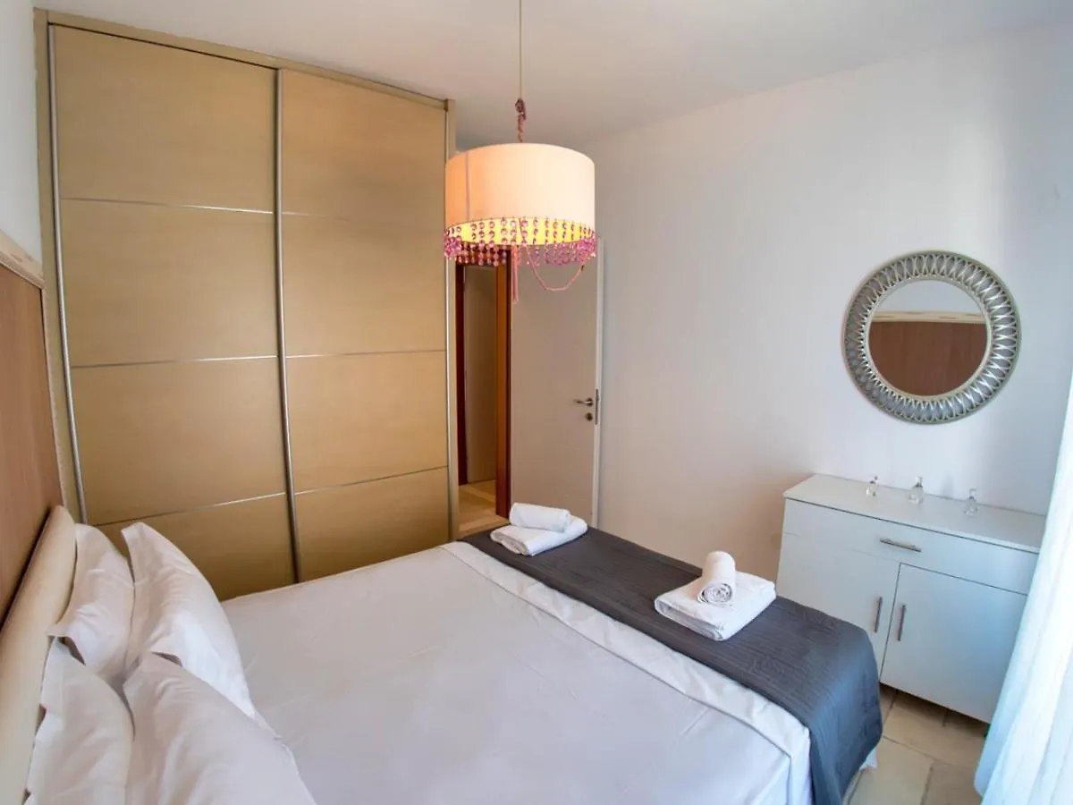 Sani Lili 8 Villa