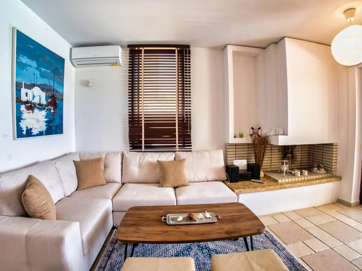 Sani Lili 8 Villa